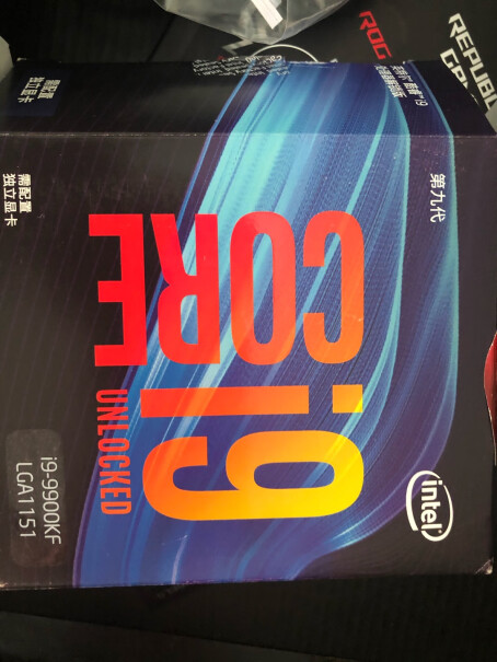 Intel i9-9900KF CPU处理器默频跑分多少？2k144显示下跑？