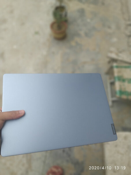 联想LenovoIdeaPad14s2020有赠品吗？除了电脑机子之外还有什么？谢谢？