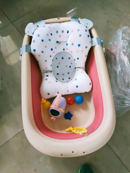 浴盆洗澡盆英氏皇冠折叠新生儿宝宝婴儿使用怎么样？这就是评测结果！