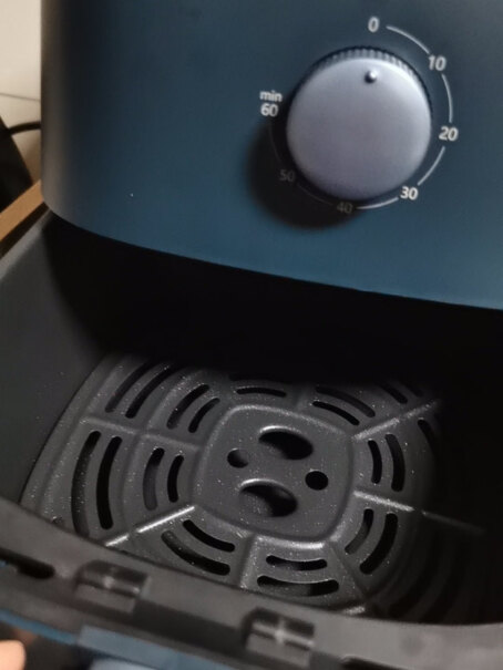 家用多功能4.2L大容量烤箱薯条机4.2蓝色那款怎么往回转啊，是不是不能往回转？