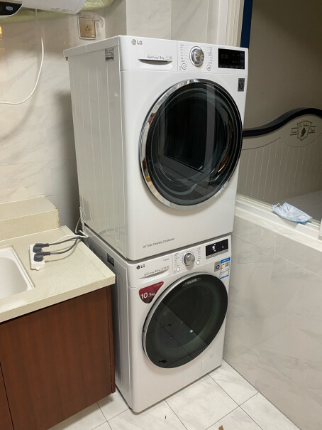 LG9KG双变频热泵烘干机家用干衣机这款排水管直径多大？跟洗衣机一样吗？