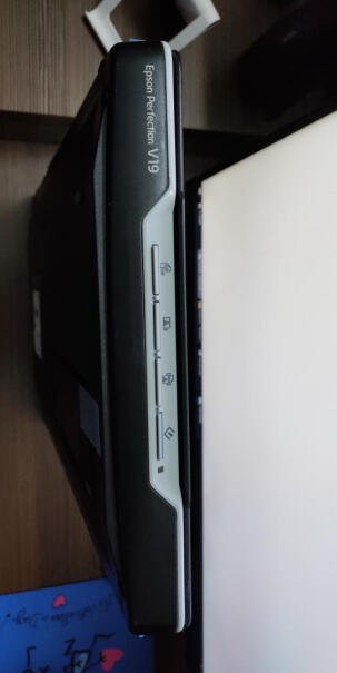 爱普生DS-310紧凑型A4馈纸式扫描仪怎样扫描底片？