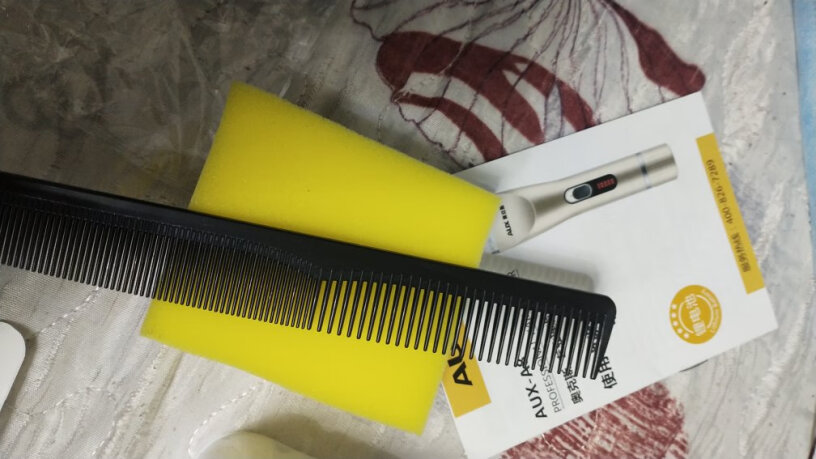 理发器奥克斯成人理发器电推剪专业电动剃头电推子剪发器使用感受大揭秘！使用良心测评分享。