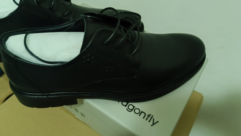 红蜻蜓 男士商务休闲皮鞋 WTA73761亲们，实话实说，鞋子值得购买不？穿着舒服不？