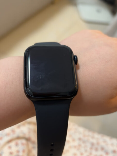 Apple Watch SE 2022款手表质量怎么样值不值得买？最新评测揭秘！