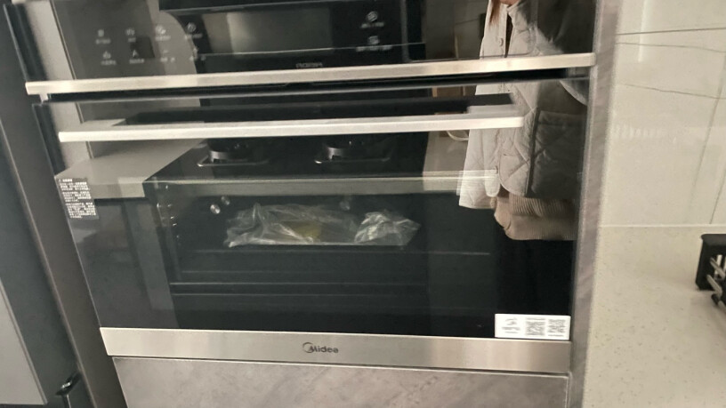 美的R3J嵌入式微蒸烤一体机APP智能操控微波炉蒸箱烤箱要预留多大空间？宽*高*深 cm？