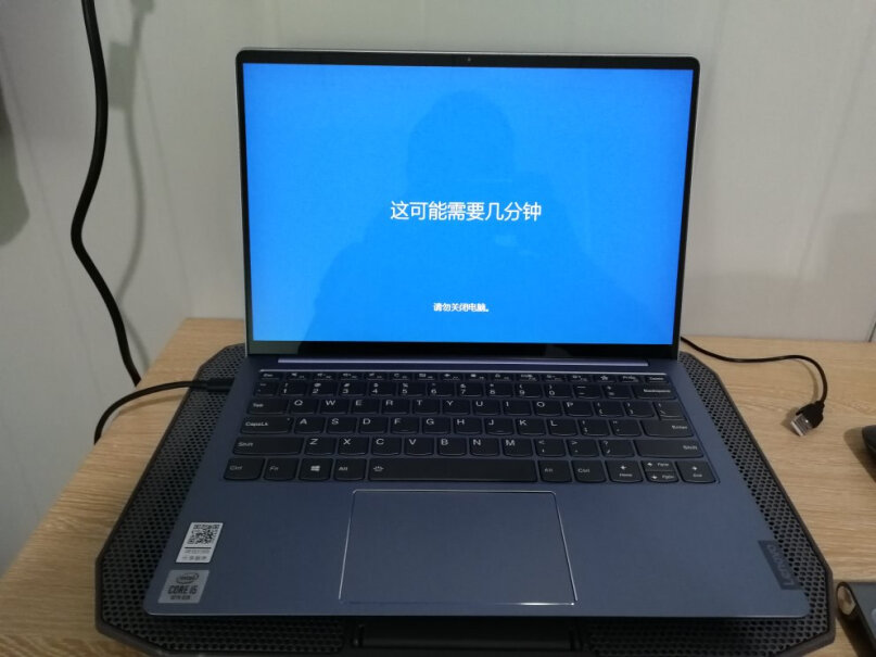 联想LenovoIdeaPad14s2020蓝色款不支持WIFI6？和银色不是同款？