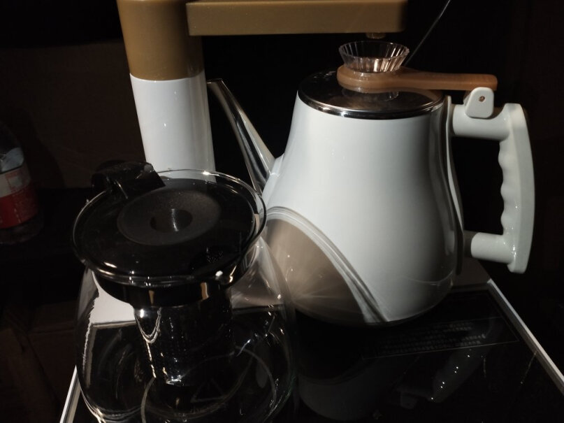 康佳饮水机家用多功能下置式茶吧机KY-C1060S金色龙门款有塑料味吗？