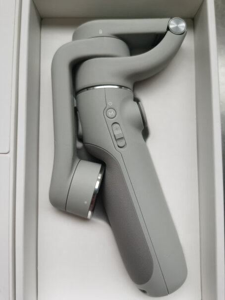 DJI OM 5 手机云台可以兼容红米k40吗？