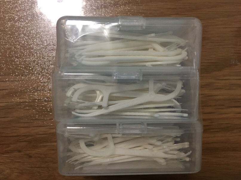 屈臣氏圆线护理牙线棒50支X12盒量贩式是多少盒？