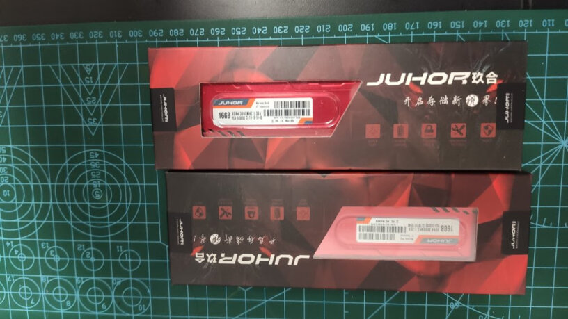 玖合(JUHOR) 16GB DDR4内存条微星主板可以光同步吗？