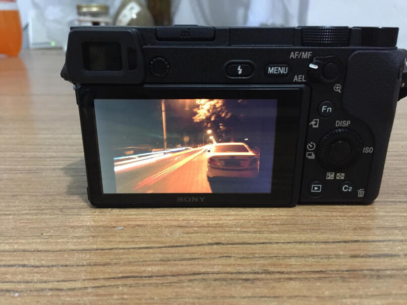 微单相机SONY ILCE-6400 Vlog微单相机对比哪款性价比更高,测评结果让你出乎意料！