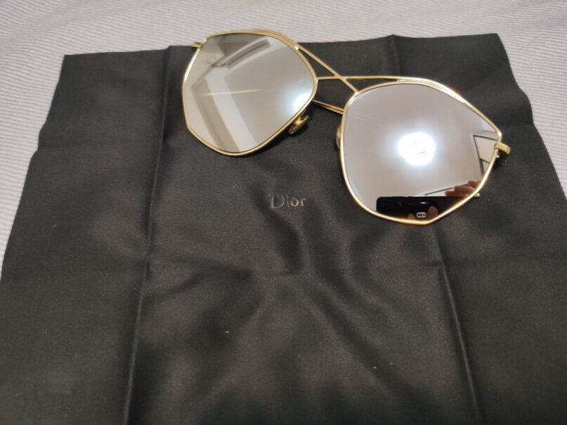 太阳镜-眼镜框迪奥Dior功能介绍,哪个值得买！