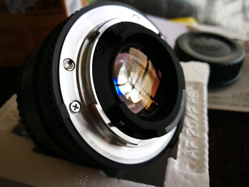 尼康 AF 35mm f/2D 广角镜头这个镜头有试过用咔莱转接到A7R3上能自动对焦的嘛？