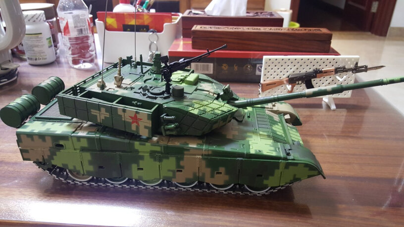 坦克-军事战车特尔博Terebo1：24中国99A主战坦克模型评测怎么样！好用吗？