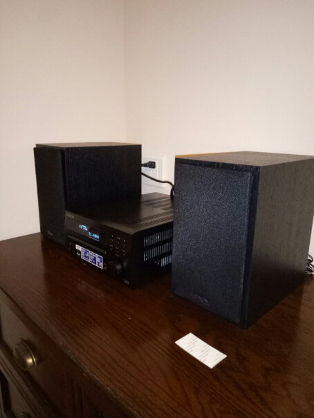 天龙RCD-N10音响光能放Cd碟，别的VCD，DVD能放不？