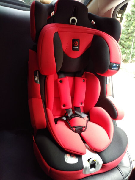 安全座椅感恩宝宝汽车儿童安全座椅阿瑞斯钢骨架汽车isofix硬接口评测哪一款功能更强大,测评大揭秘？