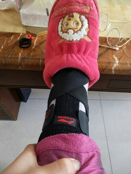 李宁护踝脚踝骨折了，现在拆石膏了，医生说要带个护踝，这个可以吗？