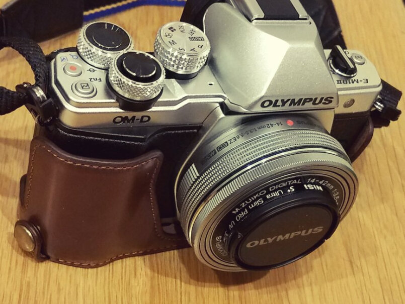 微单相机奥林巴斯E-M10 MarkIV微单相机评测值得买吗,评测下怎么样！