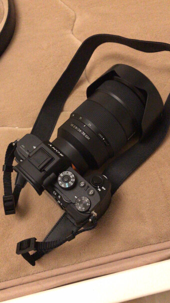 索尼Alpha 7R II微单相机请问有没有电池手柄推荐！