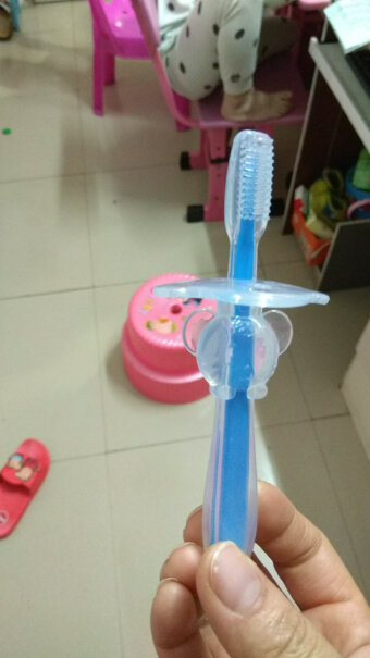 樱舒婴儿牙刷儿童牙刷硅胶训练阶段宝宝软毛幼儿牙刷1-2-3岁我们快4岁了可以用吗？