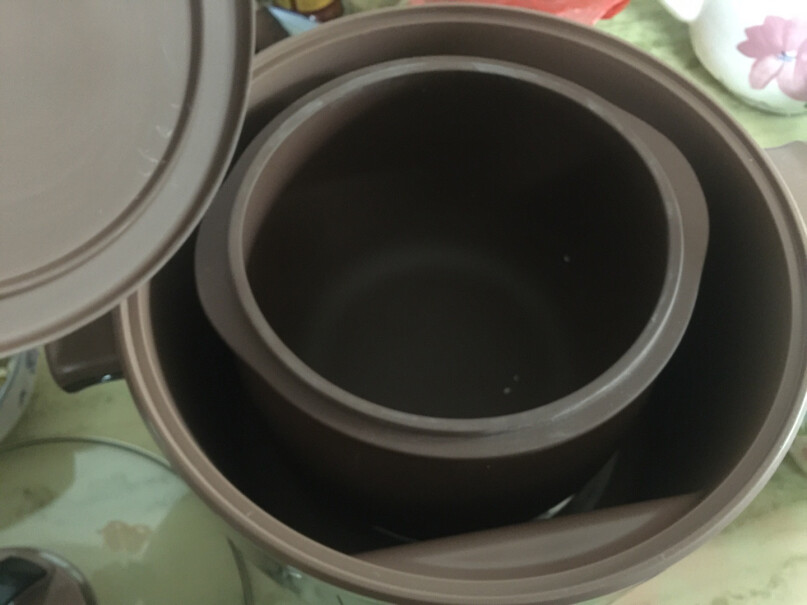 小熊电炖锅紫砂锅隔水炖盅家用白瓷大容量煲汤煮粥燕窝小的多大？