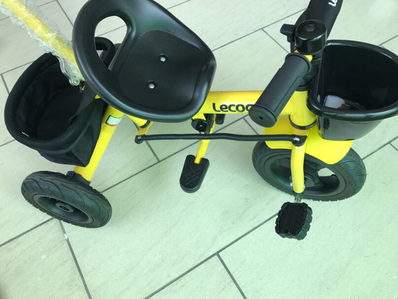 乐卡儿童三轮车便携可折叠童车滑行平衡车三合一TINY车把手怎么装上呢？？