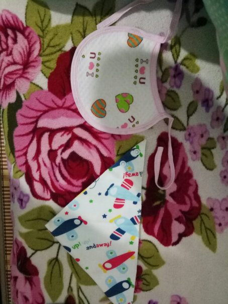 婴童枕芯-枕套呼贝乐婴儿枕头新生儿宝宝荞麦枕质量真的差吗,哪个更合适？