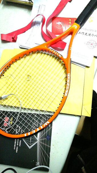 WITESS网球拍碳素复合有两个球拍吗？