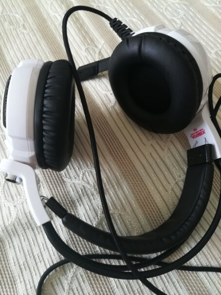 游戏耳机西伯利亚S18头戴式电竞游戏耳机7.1声道吃鸡耳麦评测哪款值得买,评测哪款质量更好？