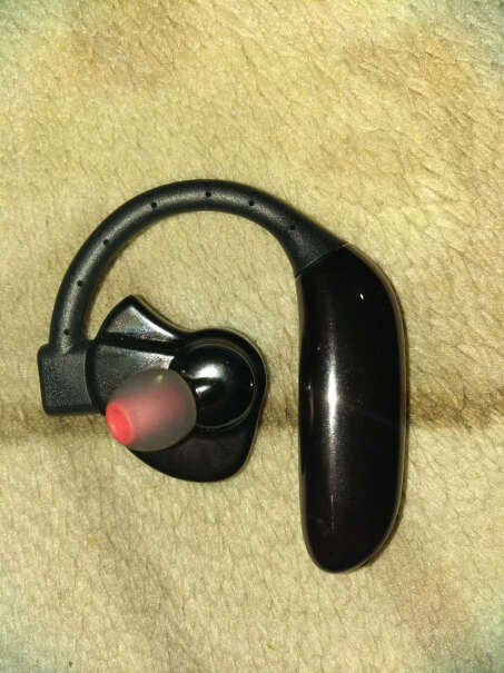 贝音凯Y11无线蓝牙耳机4.1运动迷你车载商务耳挂式可换电池适合女的用吗？