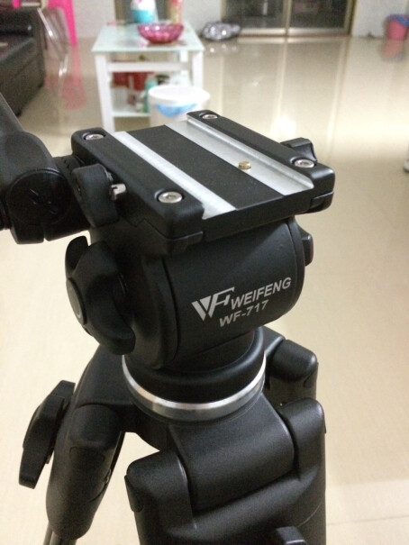 伟峰WF-617三角架1.85米这软架子 索尼NX100摄像机可适合用？