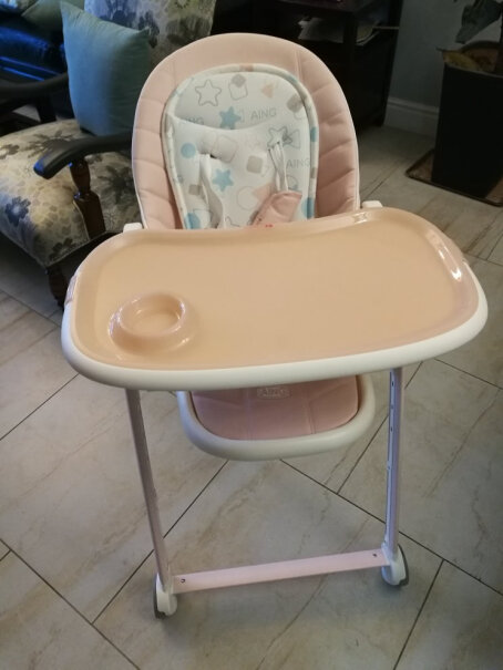 爱音宝宝餐椅儿童婴幼儿餐椅座椅亲们有无觉得椅子有点晃，感觉好单薄？