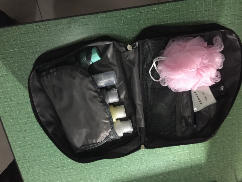 JAJALIN旅行化妆包便携大容量洗漱包防水化妆包你们会带小样还是日常装，头大？