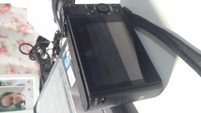 索尼DSC-HX60数码相机30倍时手持相机拍摄难道成像不虚？