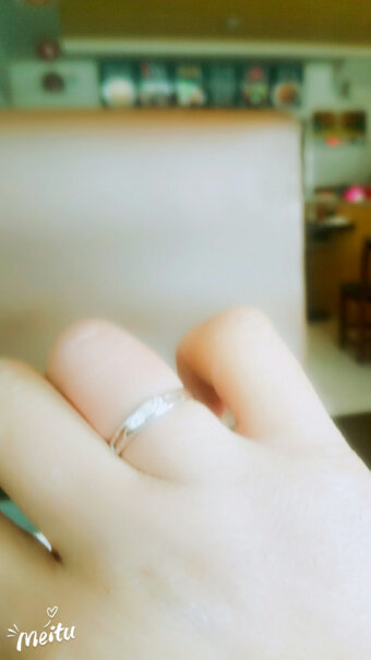 曼蒂娅925银情侣戒指这个戒指有可以改动大小吗？
