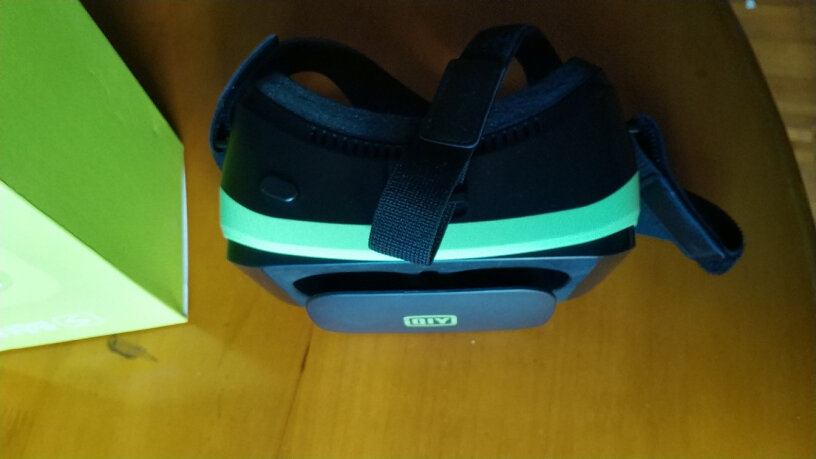 VR眼镜爱奇艺VR小阅悦S评测哪款功能更好,应该怎么样选择？