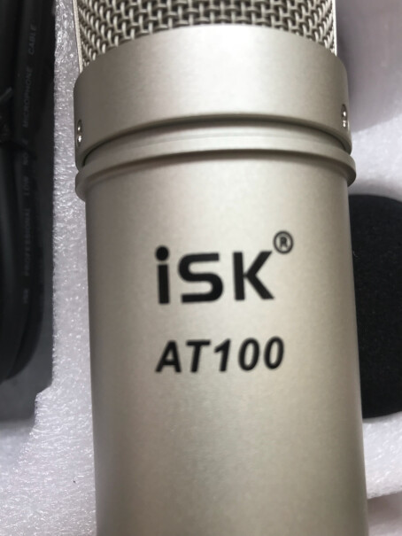 iSK AT100 麦克风套装此款麦克风安装便捷吗？既插既用？需设置吗？