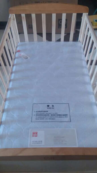 gb好孩子婴儿床垫大家是让宝宝直接睡的，还是垫了棉絮再睡啊？