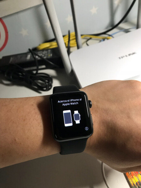 Apple Watch 3智能手表我的用的是电信，能打电话吗？求回复。