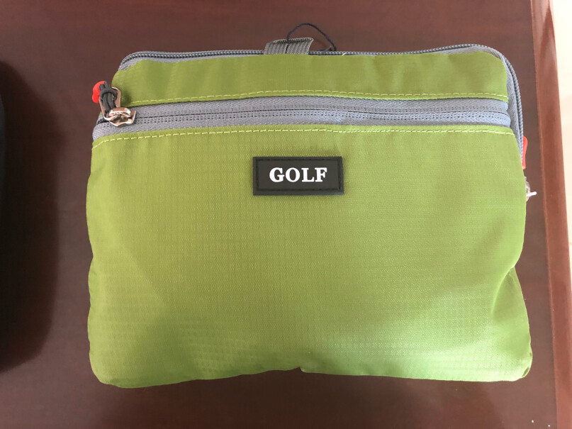 高尔夫GOLF升级可折叠防泼水男女双肩包大容量14哪个颜色好看？