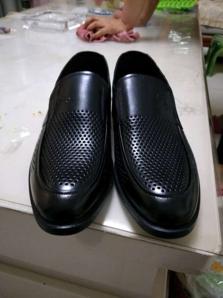 商务休闲鞋红蜻蜓舒适商务休闲爸爸鞋男皮鞋WTA7354142棕色评测解读该怎么选,哪个性价比高、质量更好？