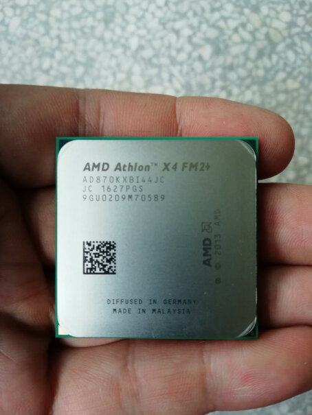 AMD X4 860K 四核CPU送硅脂吗 请问？