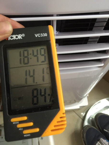 JHSA019移动空调1p遥控器坏了 买个万能的 能用吗？