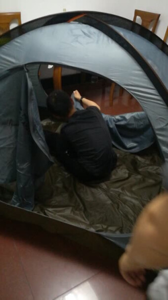 牧高笛野外露营防风防暴雨三季铝杆双人双层帐篷冷山2能睡3人吗？