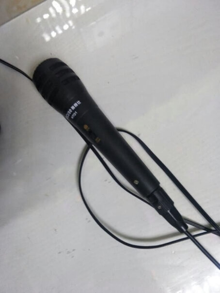 雅奇仕有线话筒插头太大，电视麦克风插口太小，怎么连接？