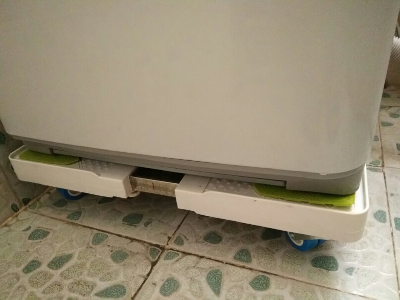 Brateck北弧海尔洗衣机底座如何将沉重的西门子冰箱放到底座上？
