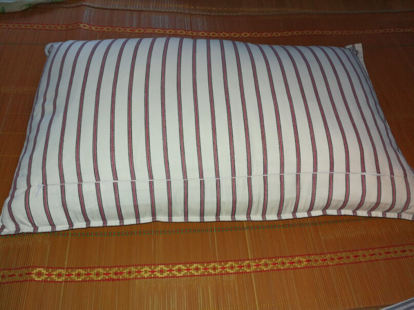 纤维枕富安娜家纺圣之花枕头芯枕芯单人酒店枕纤维软枕评测数据如何,评测哪款功能更好？