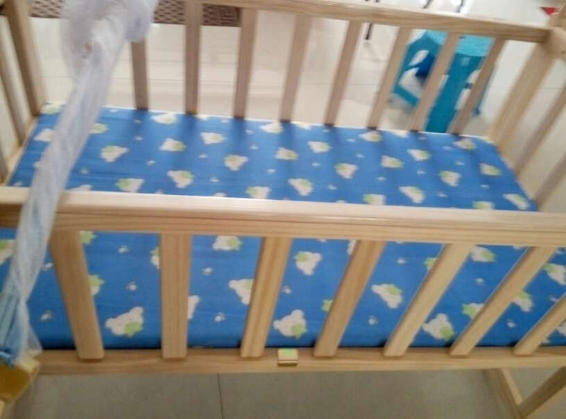 婴儿床HUGBB实木无漆婴儿床405童床到底要怎么选择,使用体验？