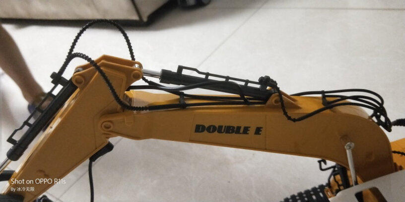 双鹰工程挖掘机挖机遥控车钩勾机工程玩具车模型这个没有行程极限限位，到极限齿轮咔咔响，这样不会容易坏吧，有什么好办法吗？